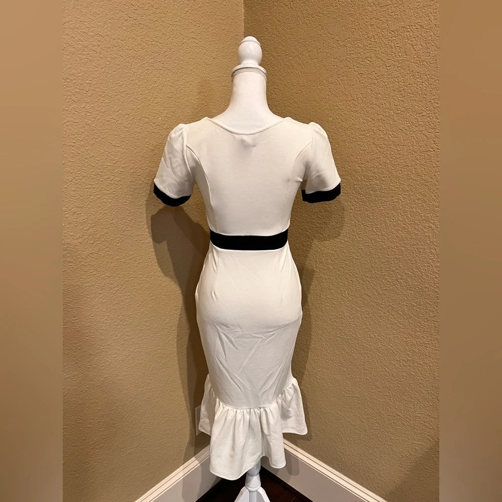 ASOS Cream & Black Dress with Ruffle Hem - Picture 4 of 4